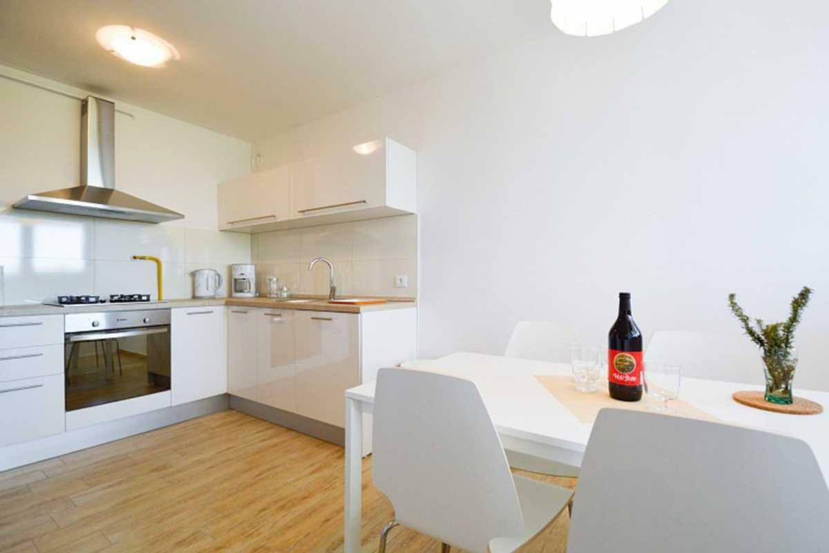 PUY Leut Apartment, 3Min Beach, 15Min Center מראה חיצוני תמונה