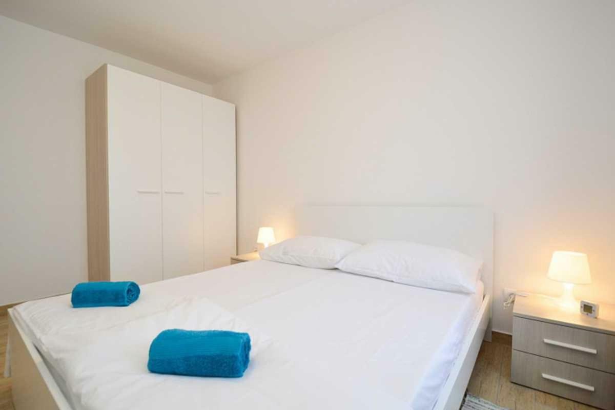 PUY Leut Apartment, 3Min Beach, 15Min Center מראה חיצוני תמונה
